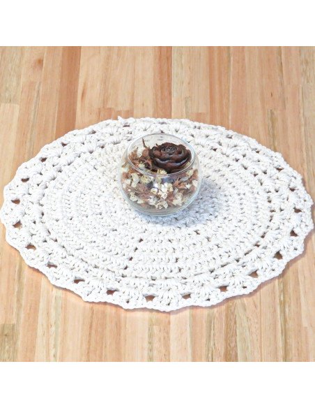 platos de sitios artesanales tejidos