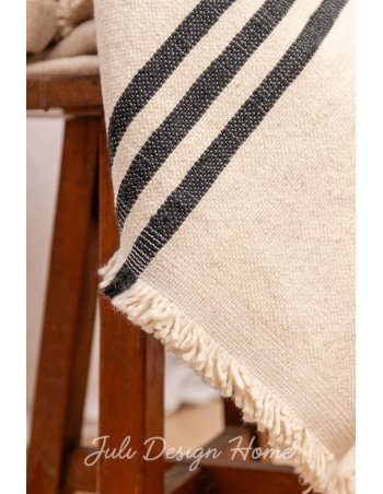 Manta Amelia Negro Rustica - Juli Design Home